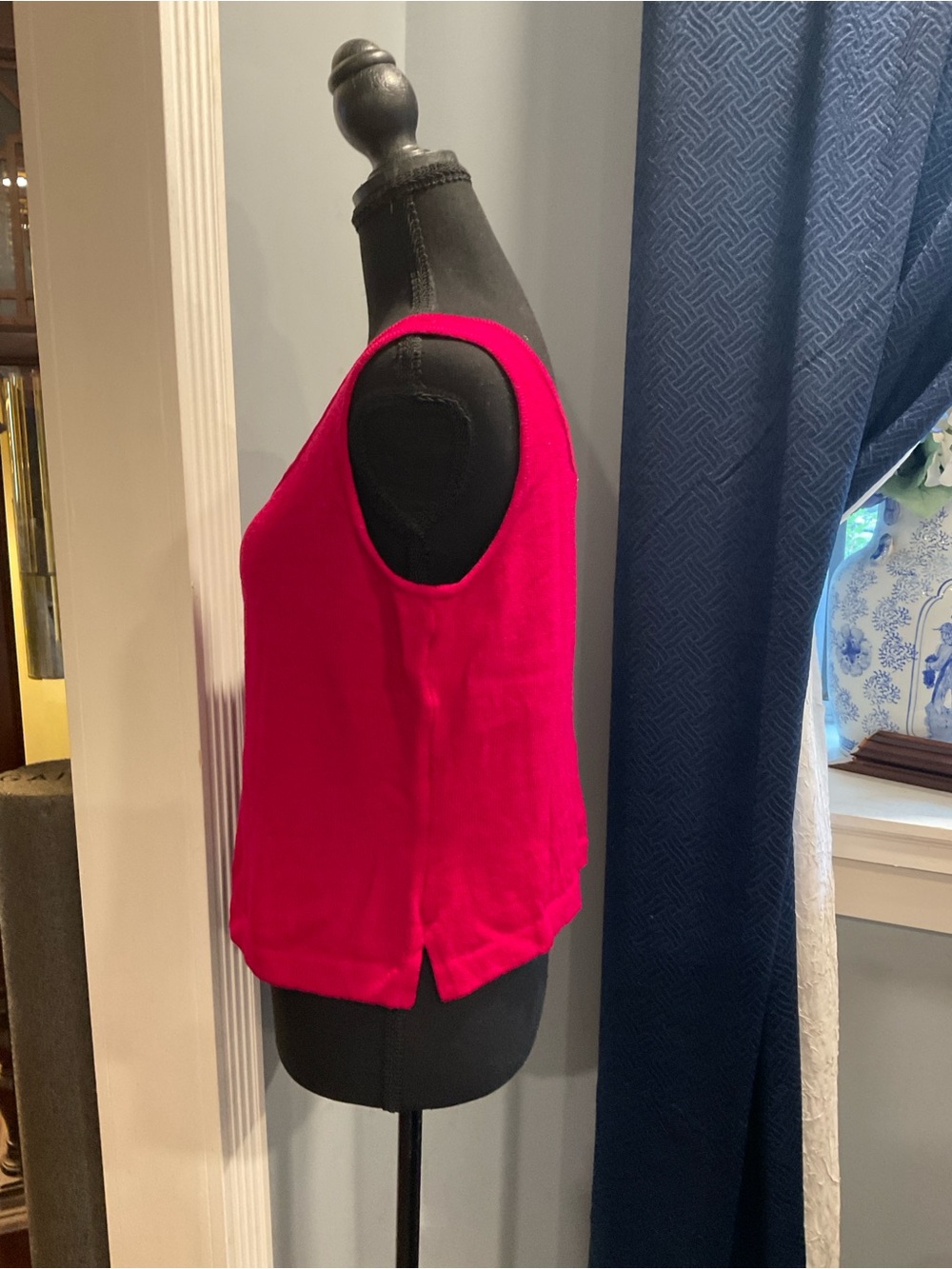 St. John Vintage Knit Tank In Raspberry Sz S - Picture 3 of 9